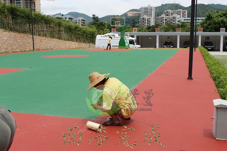 驻港部队2 (1).JPG